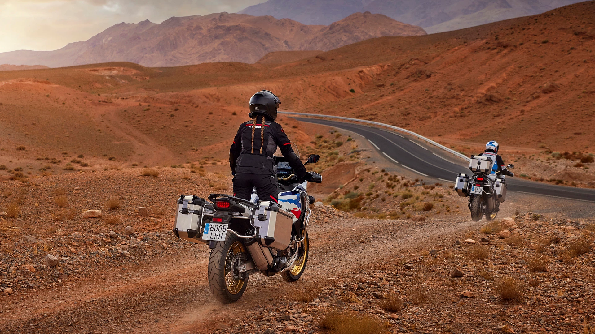 24YM AFRICA TWIN L4 LOCATION 01 0032