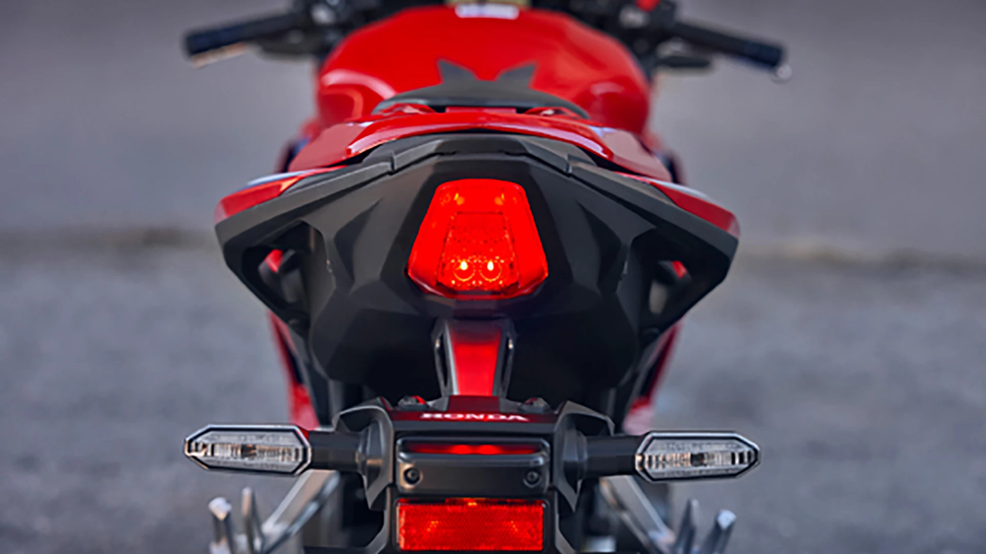 24YM CBR500R LOCATION Details 02 0149 2