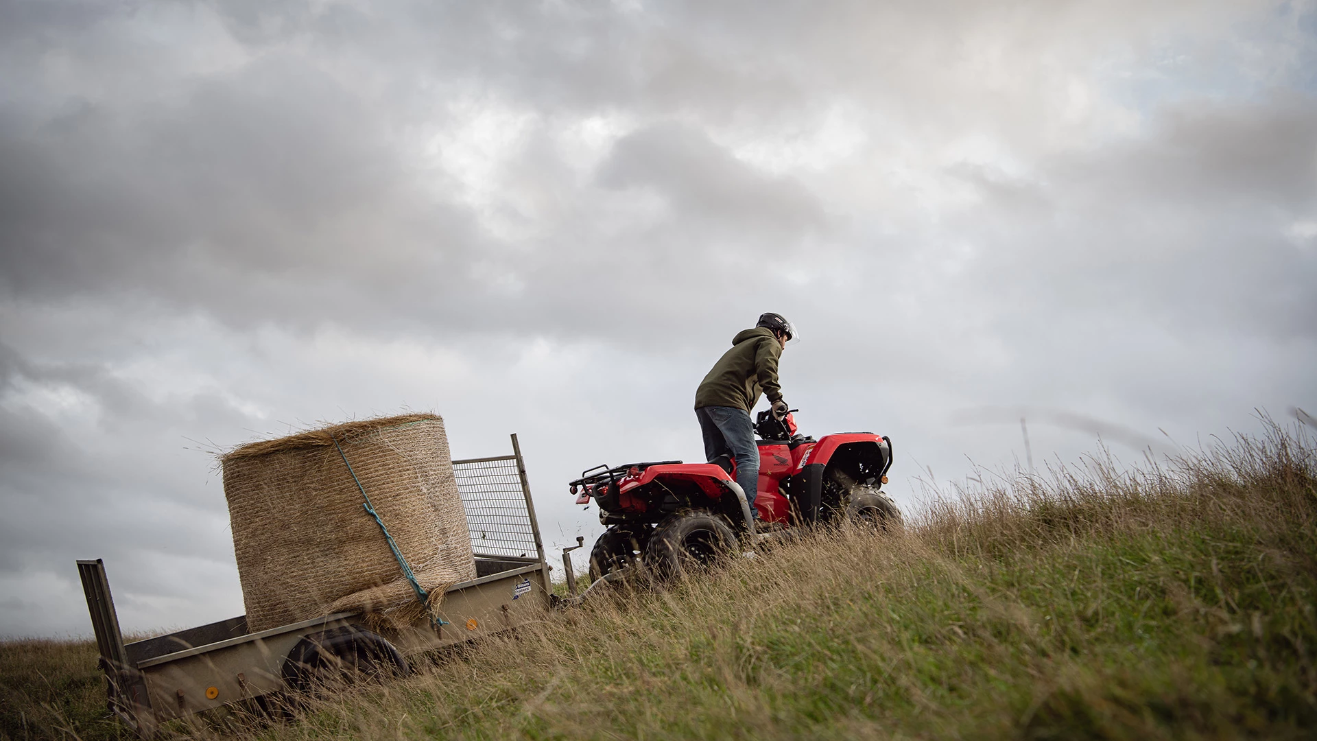 20YM TRX520 2020 Lifestyle 5819