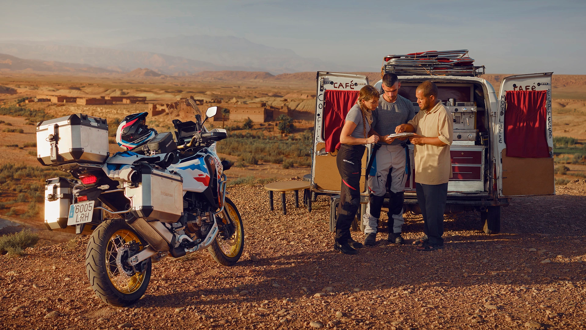 24YM AFRICA TWIN L4 LOCATION 02 0044