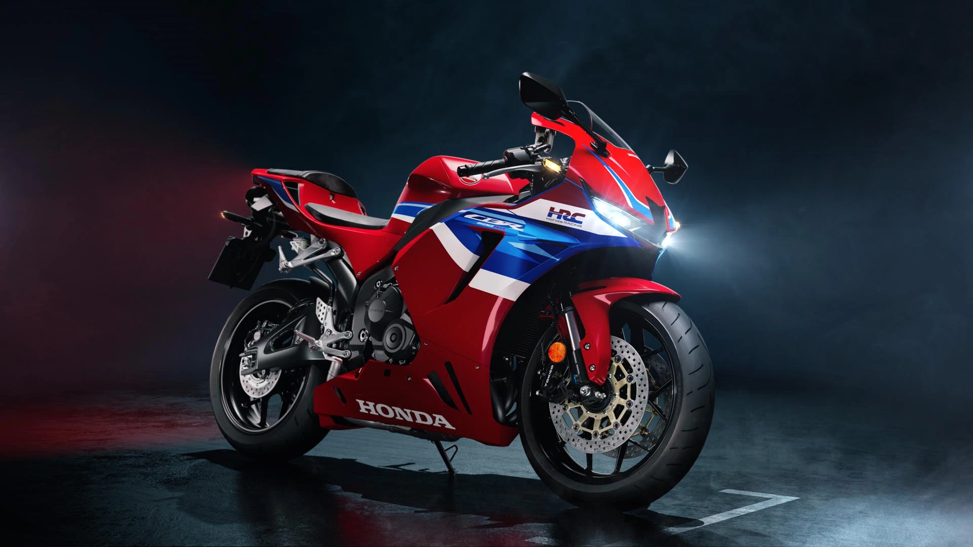 24YM CBR600RR Grandprixred R380 Creative Stills RFQ