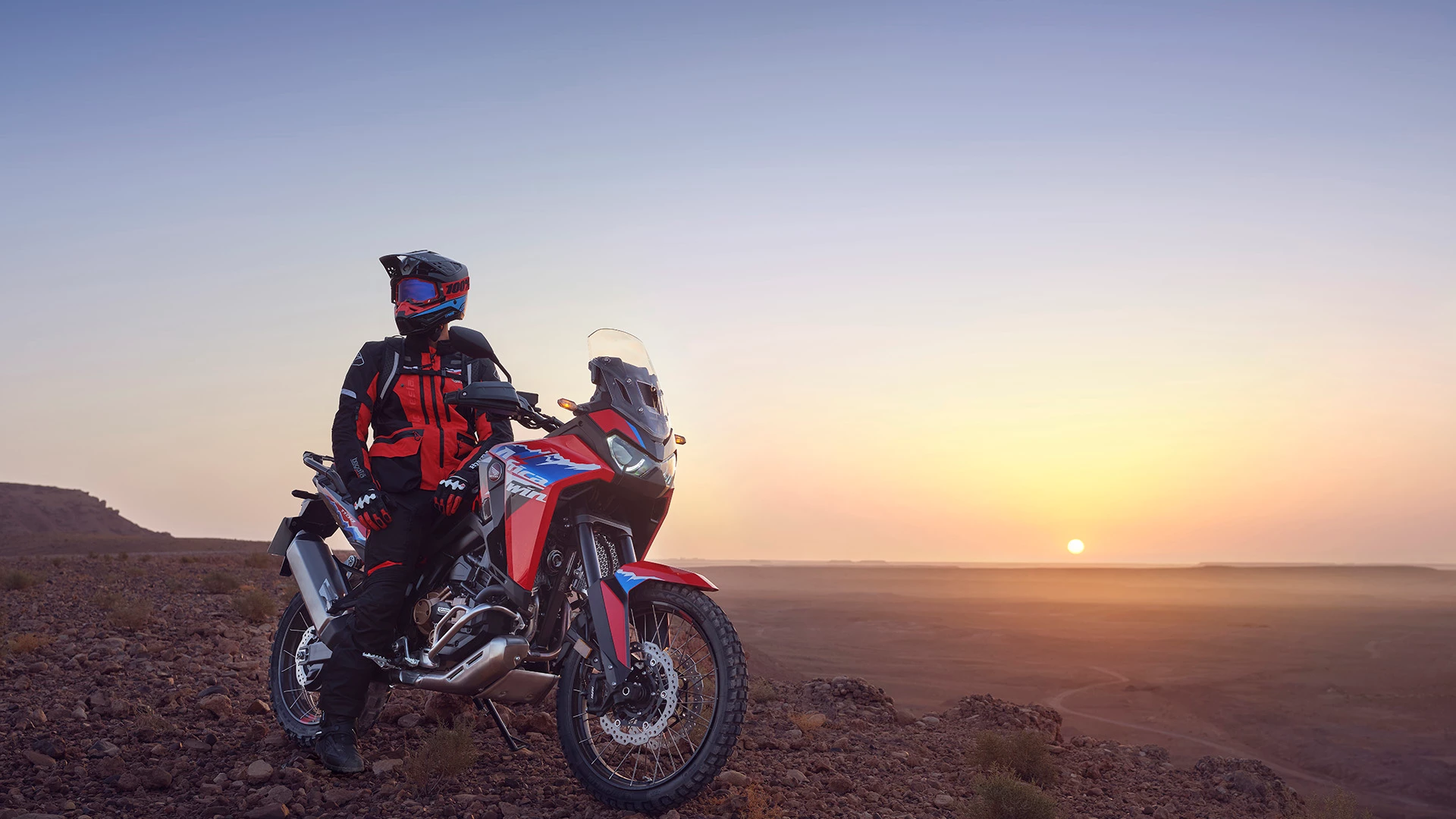 24YM AFRICA TWIN L3 LOCATION 01 0111