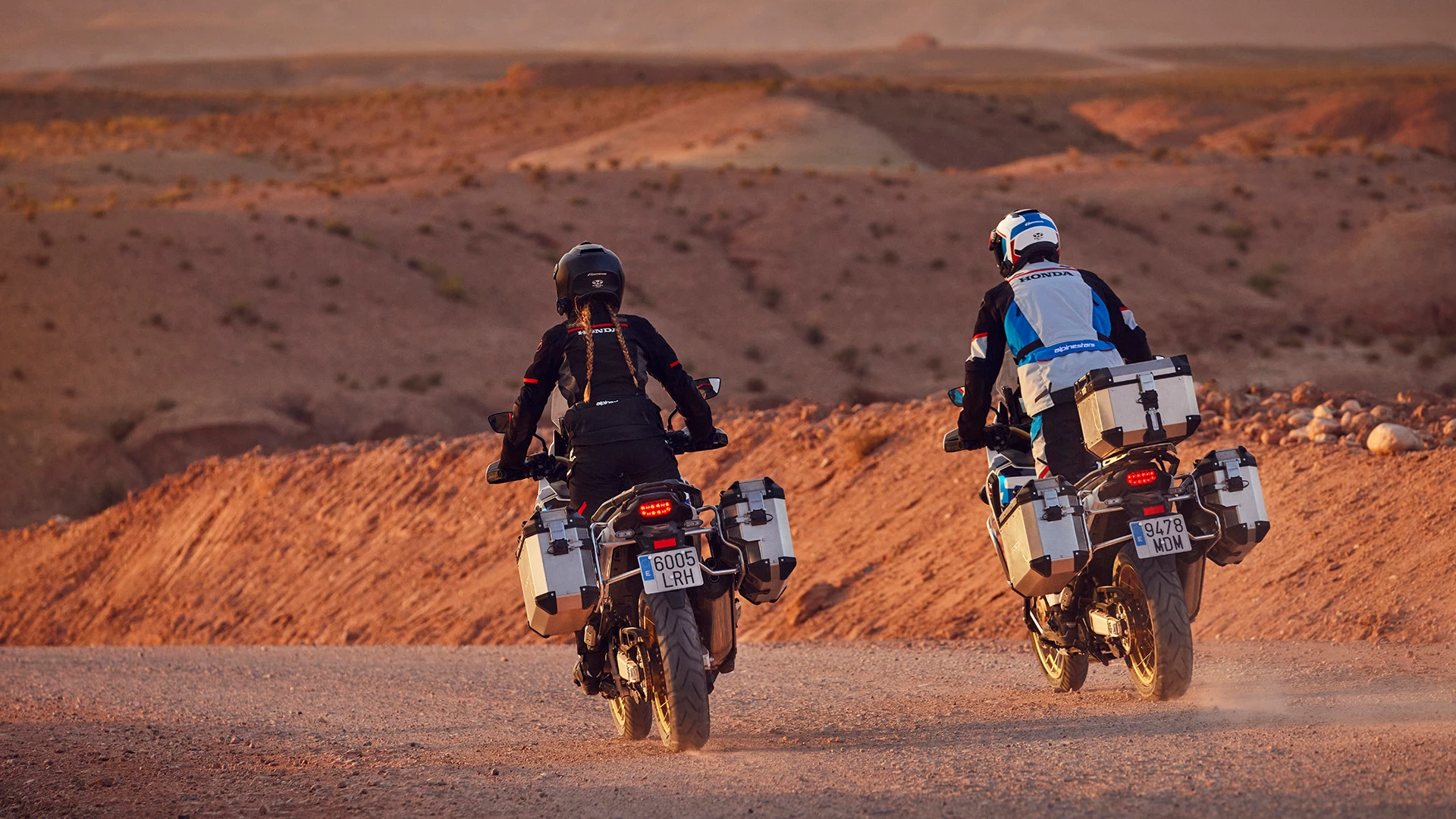 24YM AFRICA TWIN L4 LOCATION 02 0009