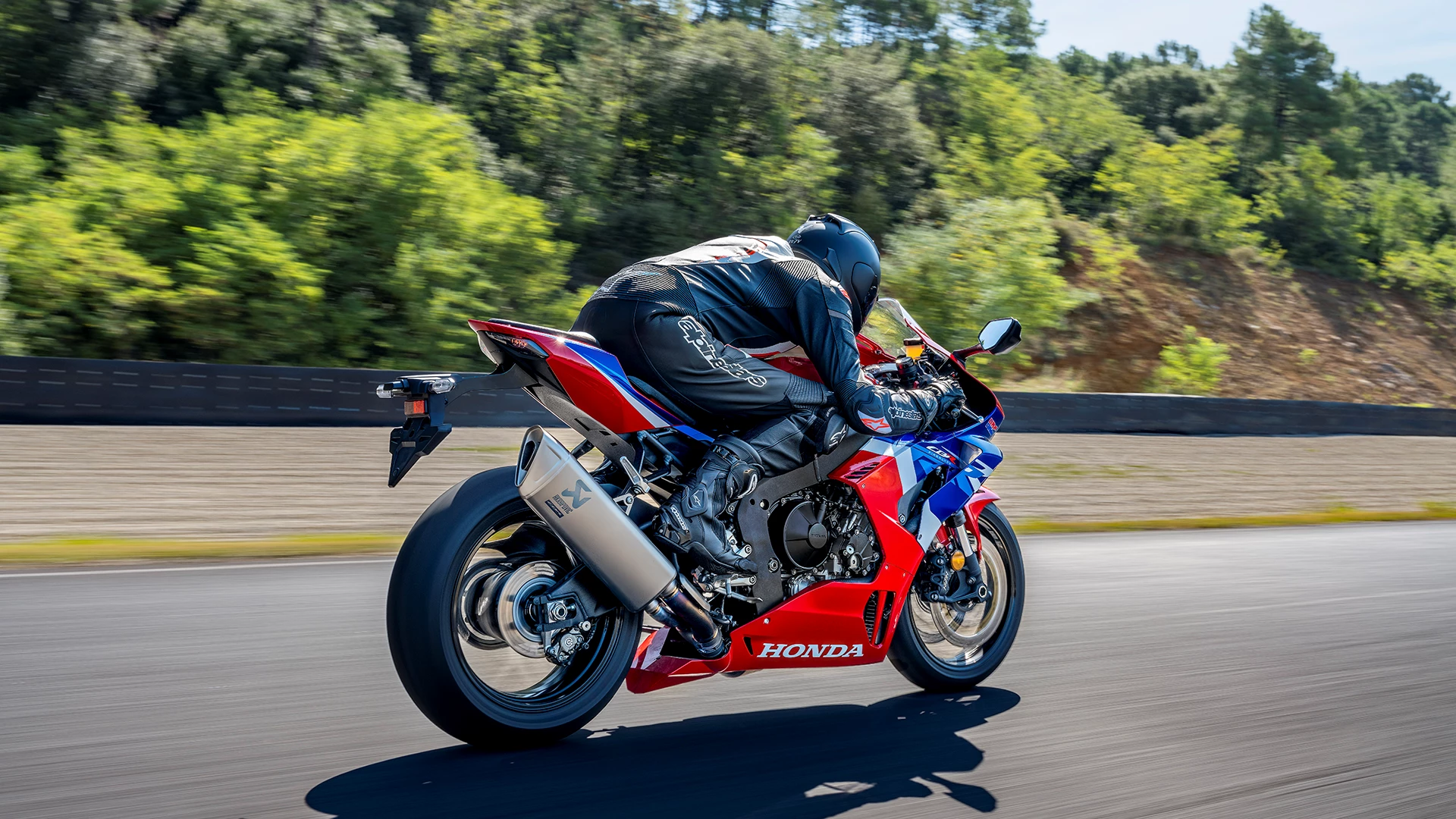 22Ym Cbr1000rr R Grandprixred R380 Location 5139