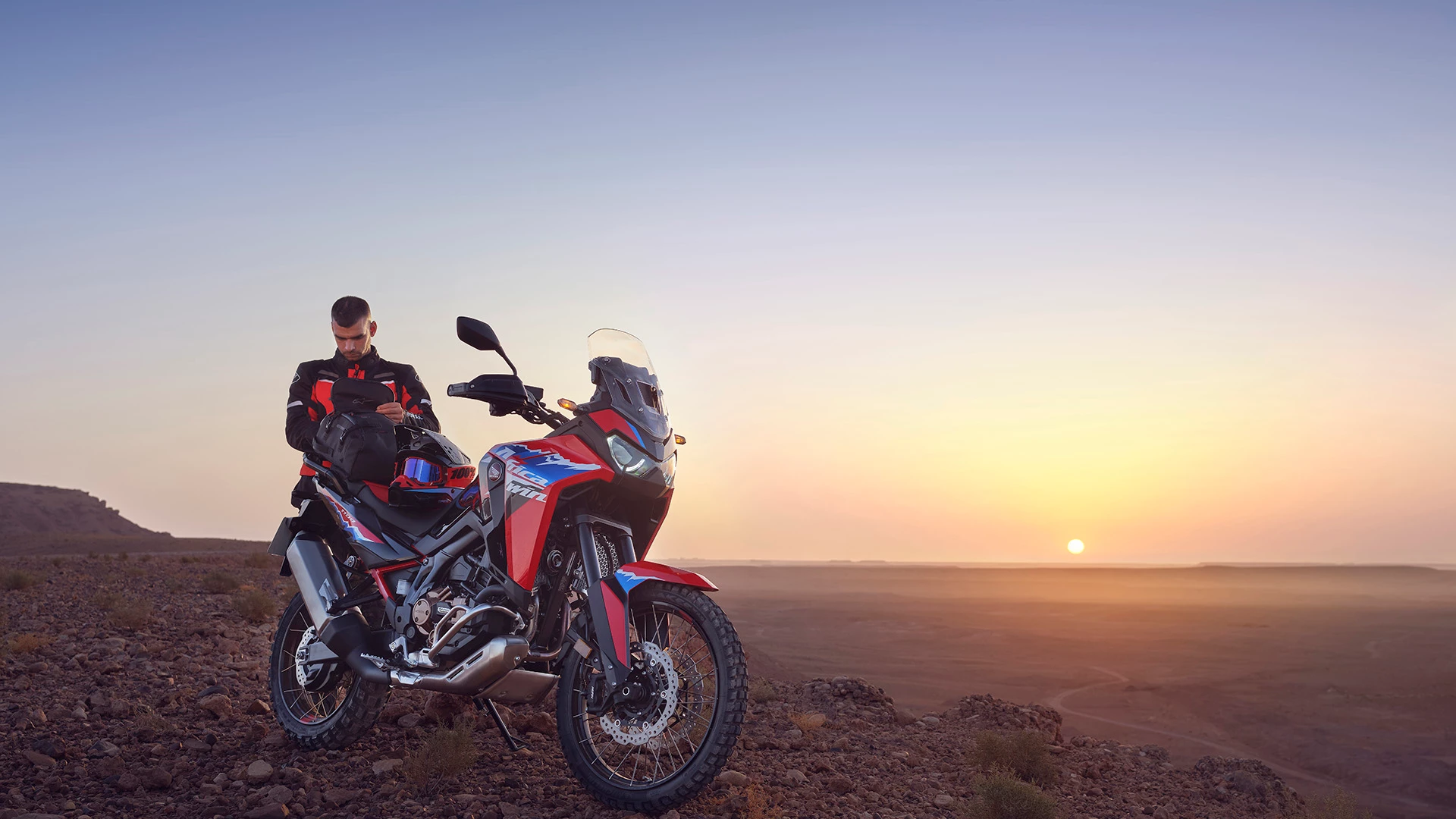 24YM AFRICA TWIN L3 LOCATION 01 0111 2
