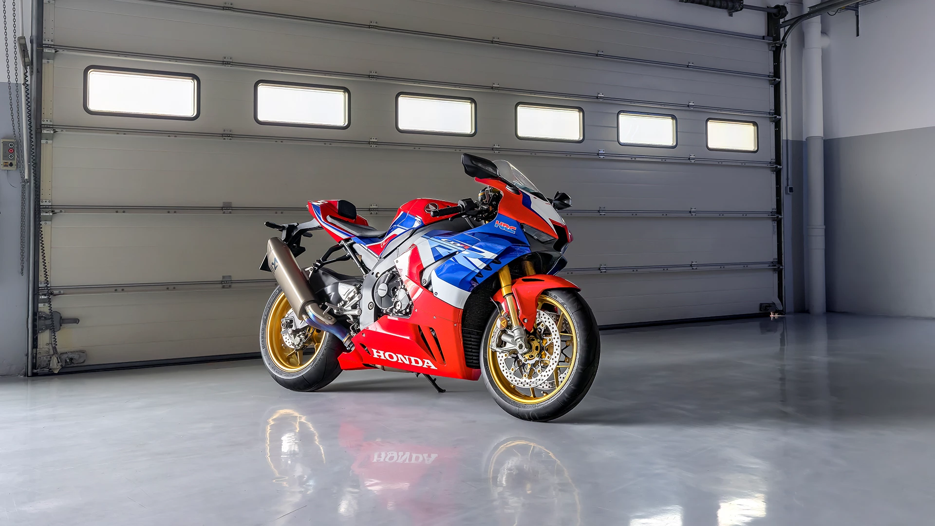 22Ym Cbr1000rr R Sp Grandprixred R380 Location 5379