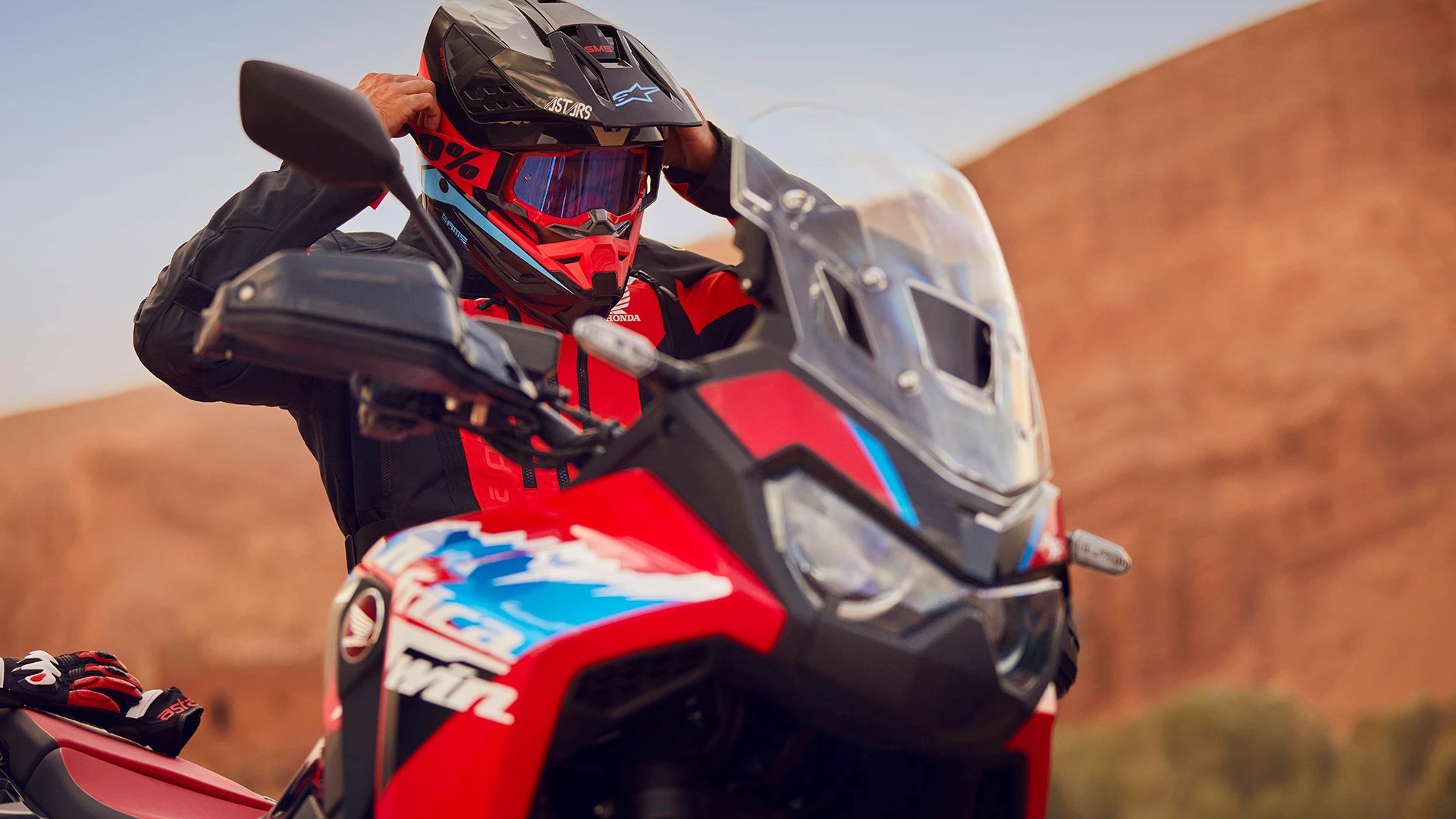 24YM AFRICA TWIN L3 LOCATION 02 0173