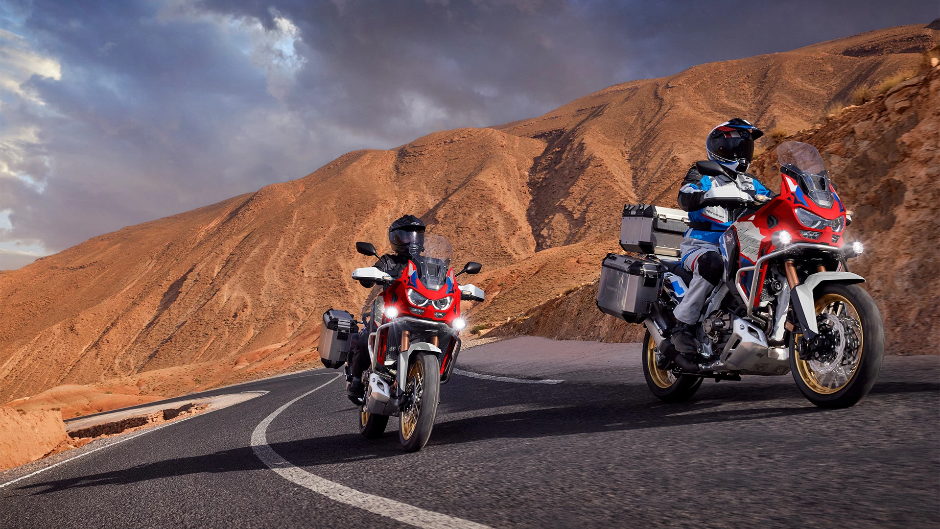 26YM AFRICA TWIN L4 LOCATION 01 0247