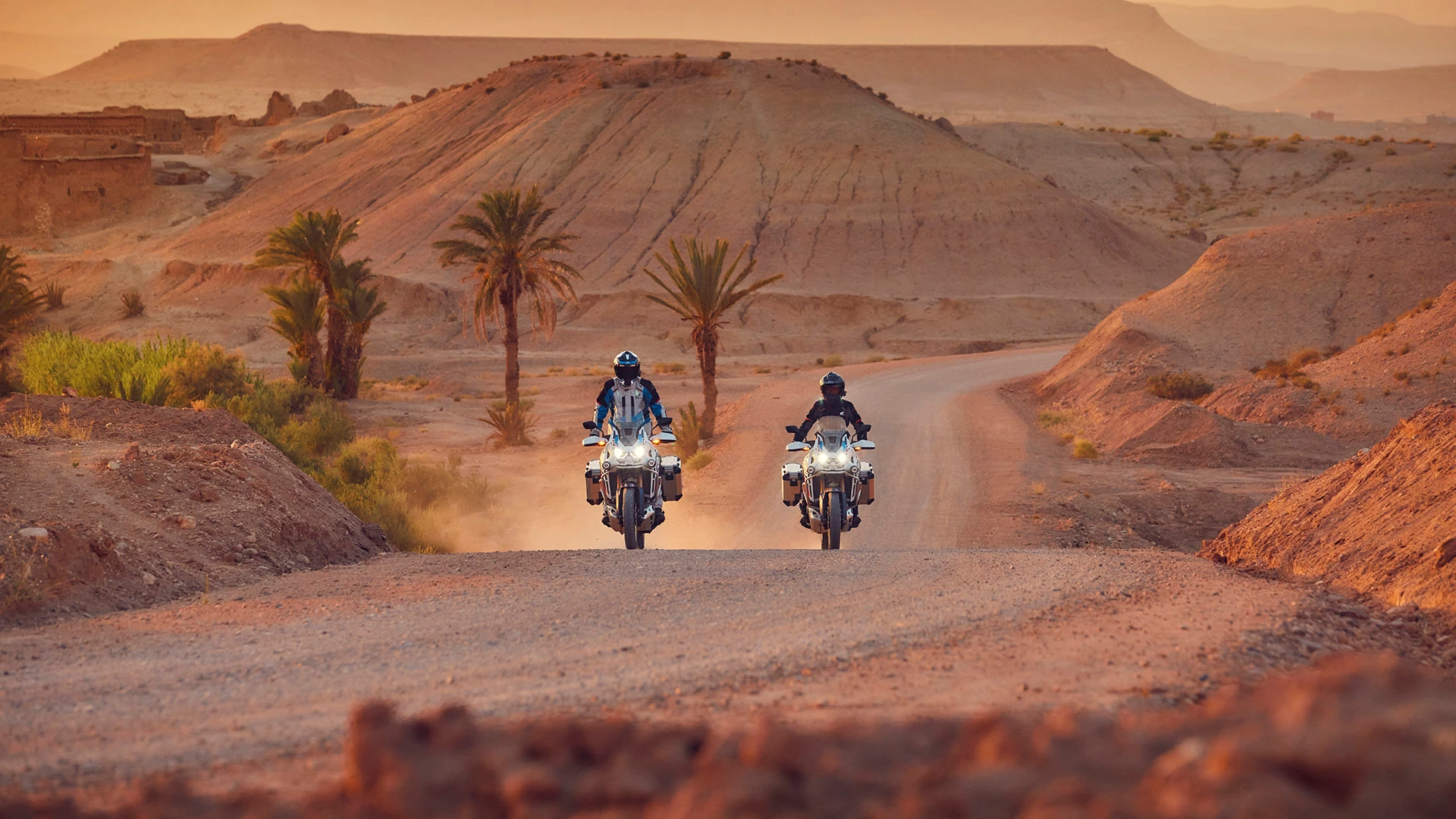 24YM AFRICA TWIN L4 LOCATION 02 0043