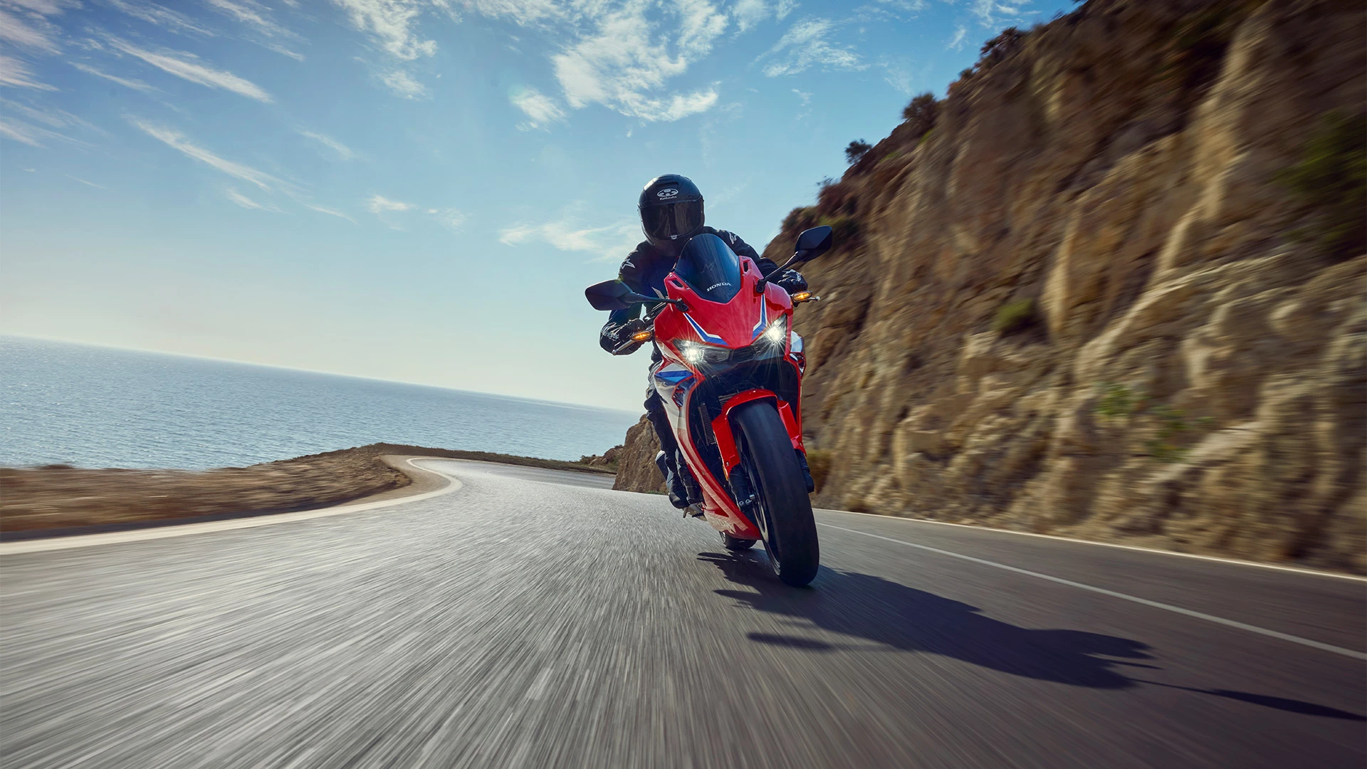 26YM CBR500R Location Action 01 1969