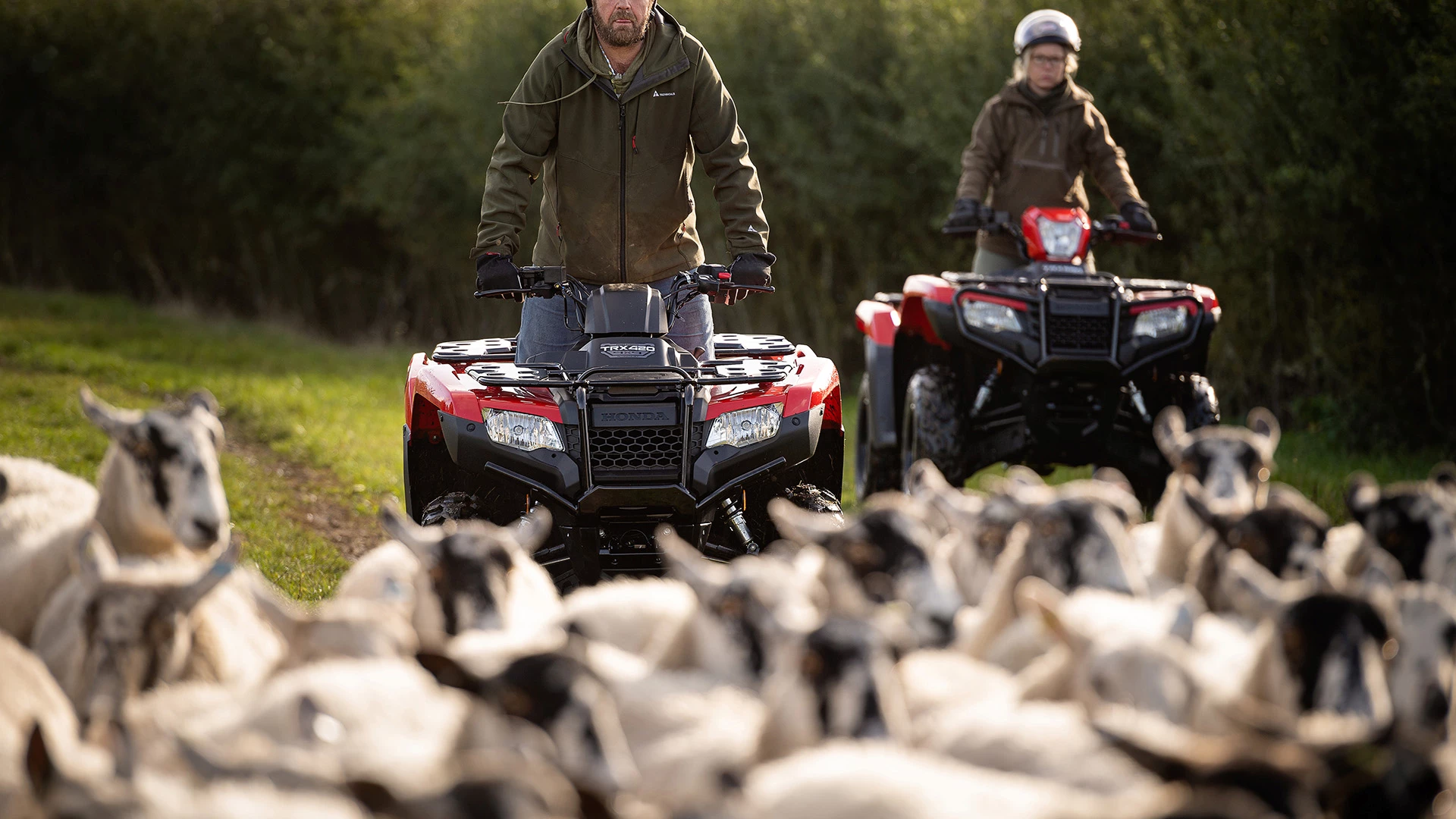 20YM TRX420 2020 Lifestyle 3061