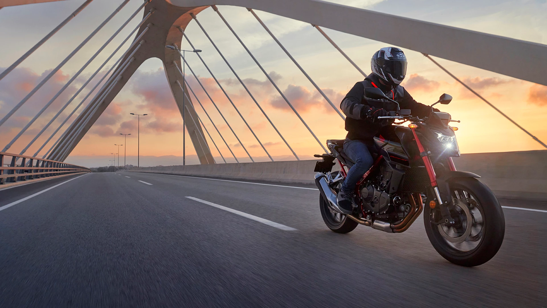 23Ym Cb750 Hornet Location Qs Dynamics 0702