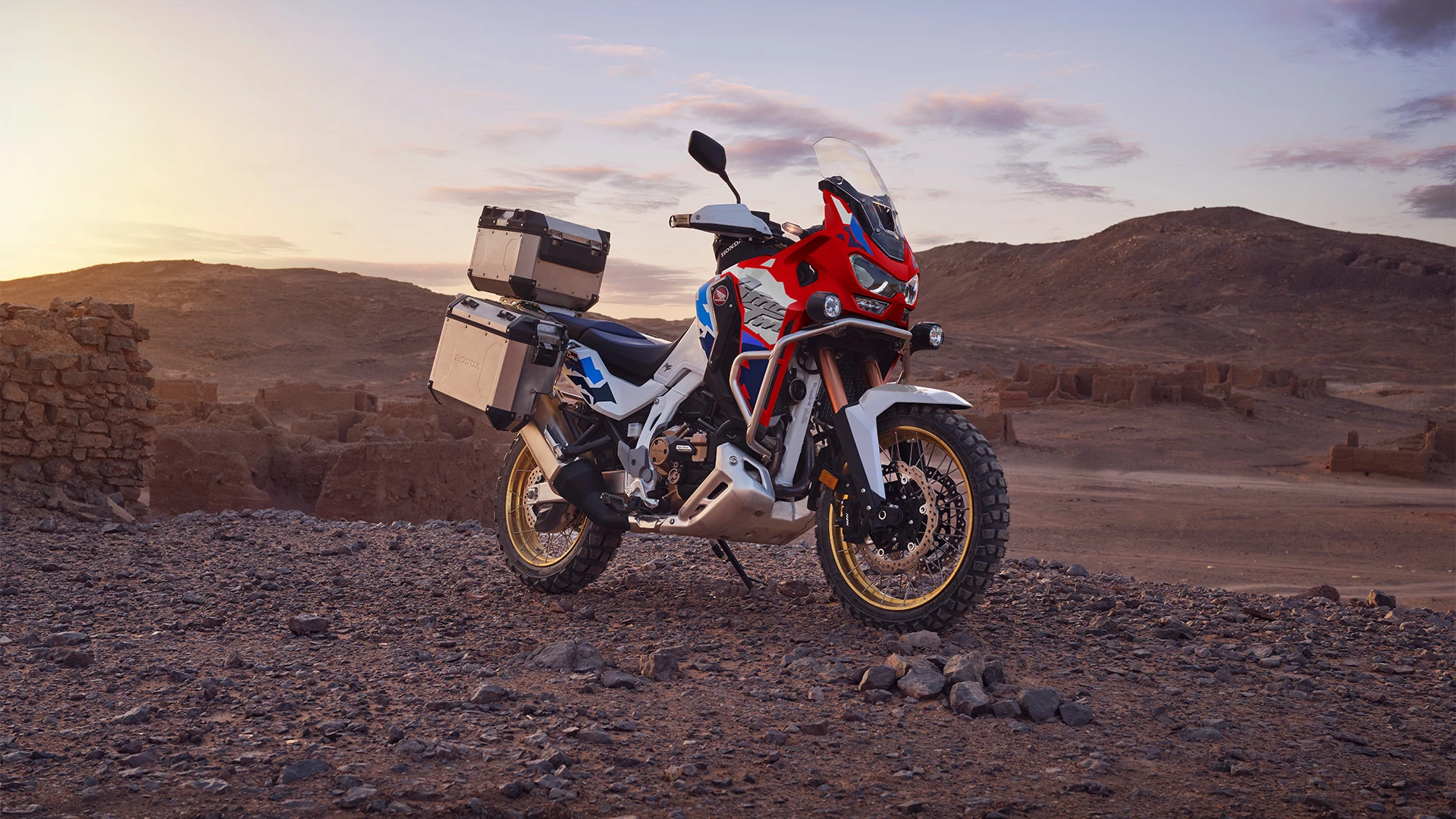 26YM AFRICA TWIN L4 LOCATION 06 0003