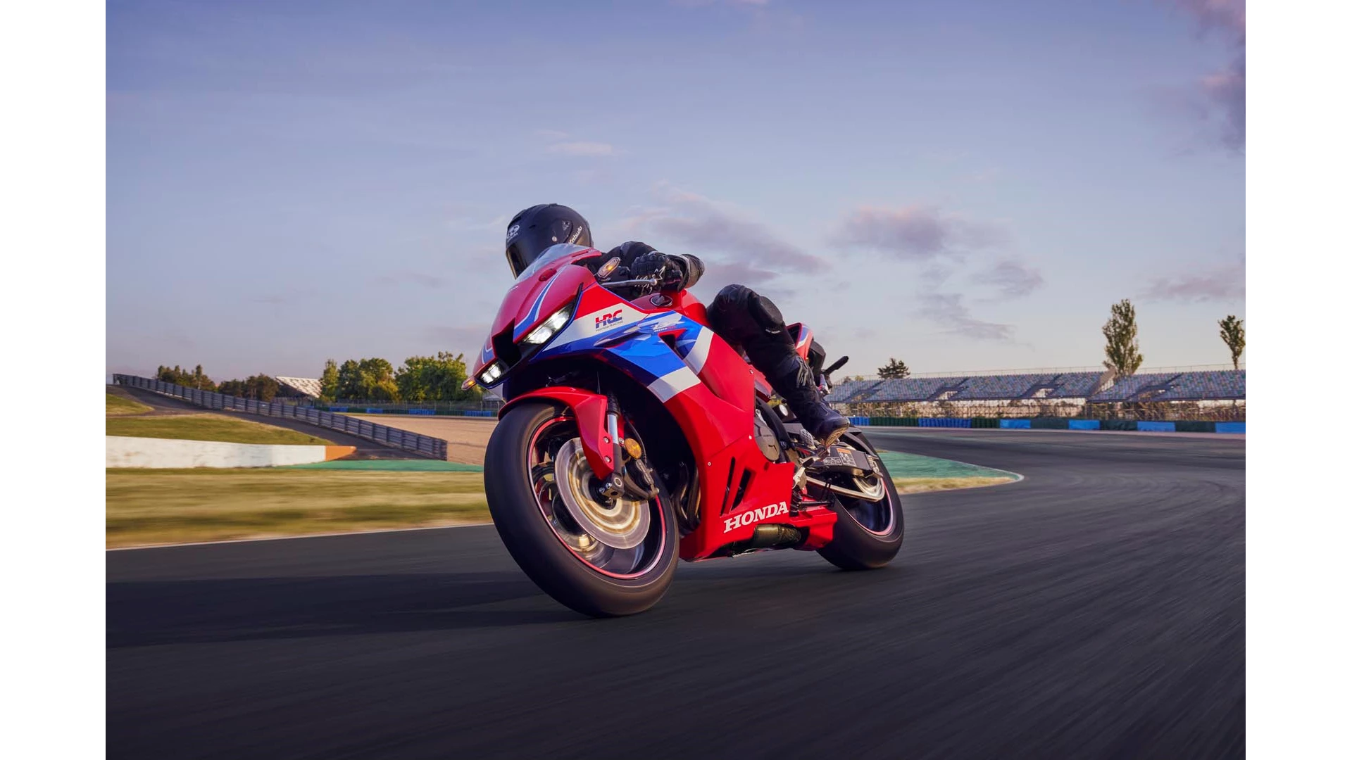 72928 24YM CBR600RR LOCATION 7931 ORIGINAL