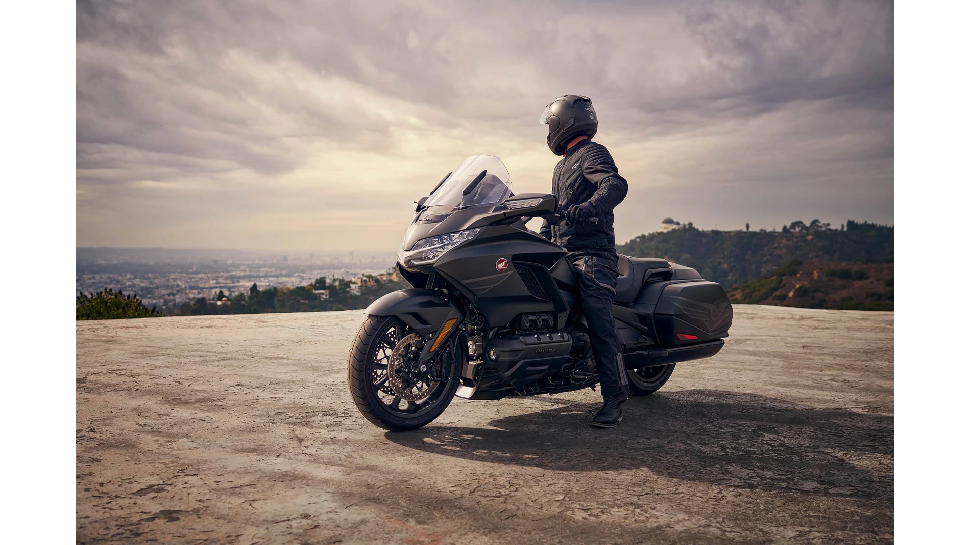 527347 25YM HONDA GL1800 GOLD WING